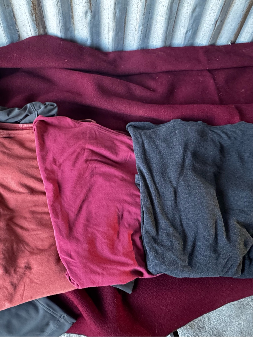 3 Lululemon Back in Action Long-sleeve tops